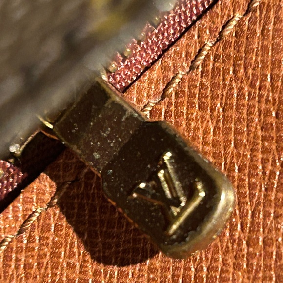 Louis Vuitton St Cloud pm Crossbody/Shoulder Bag! - Picture 3 of 16